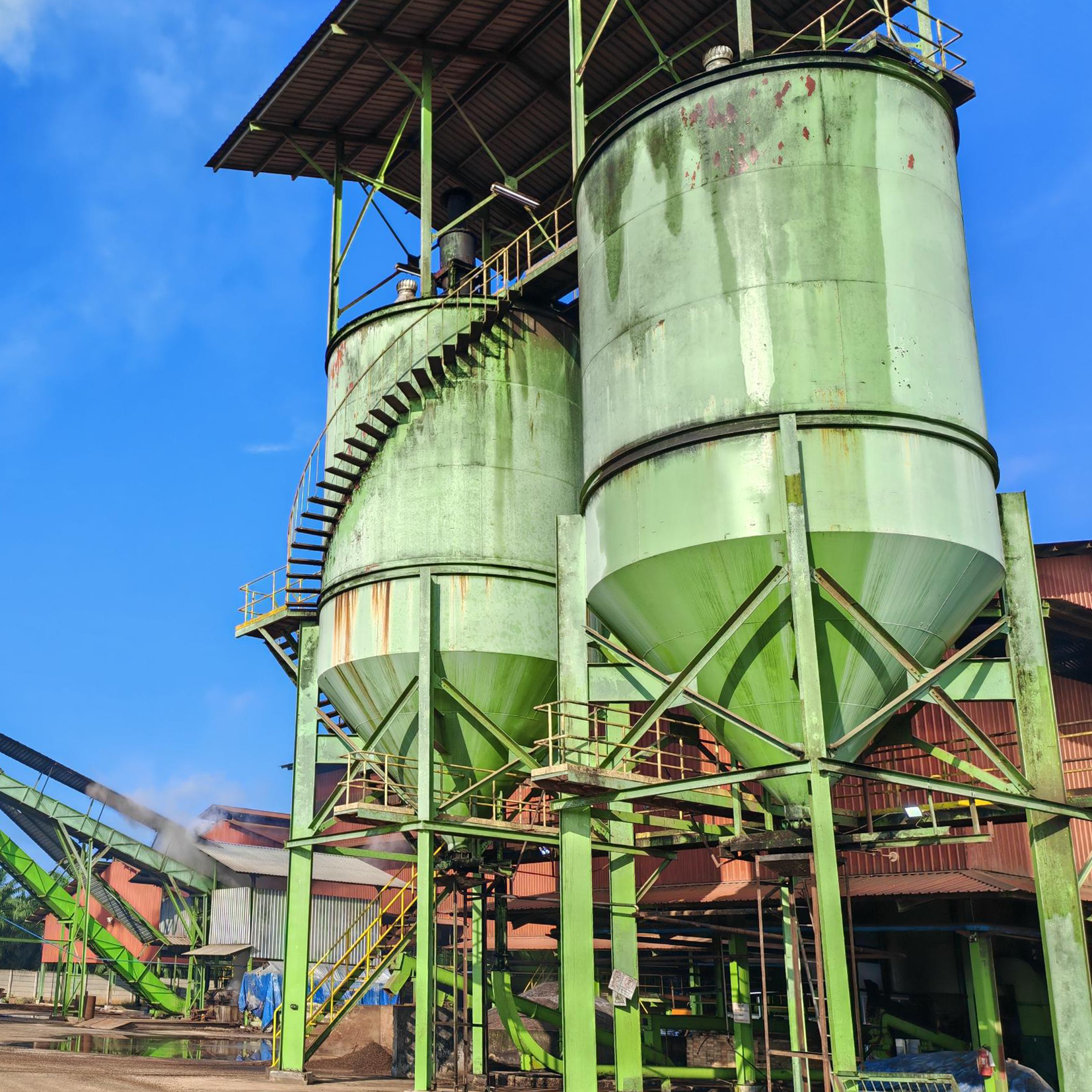 Palm Kernel storage bin